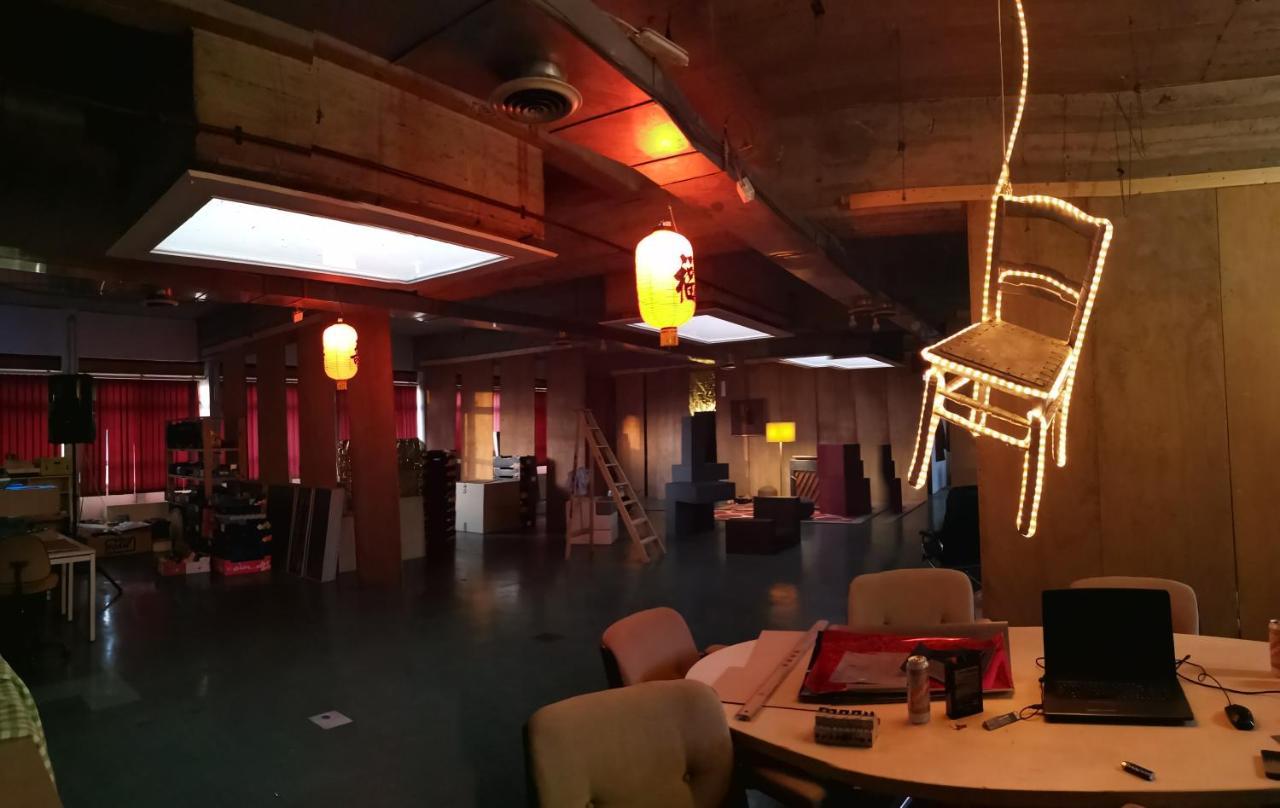 Ghostel 1St - Aventure Alternative - Guest House - Arts-Factory-Experience - For Artists, Makers And Open Minds - Attention, We Are Not A Hotel And Are Not Adapted For Everybody - Read Host Warnings Before Reservation - Www,Providence,Be Asbl Шарлероа Екстериор снимка